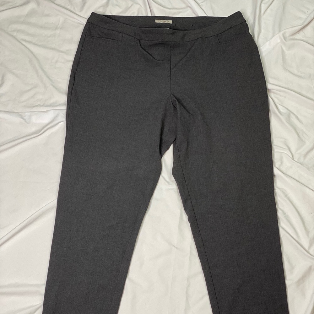 Roz & Ali Gray Size 16 Pants